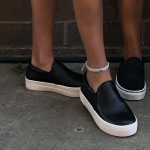 Steve Madden platform leather shoes